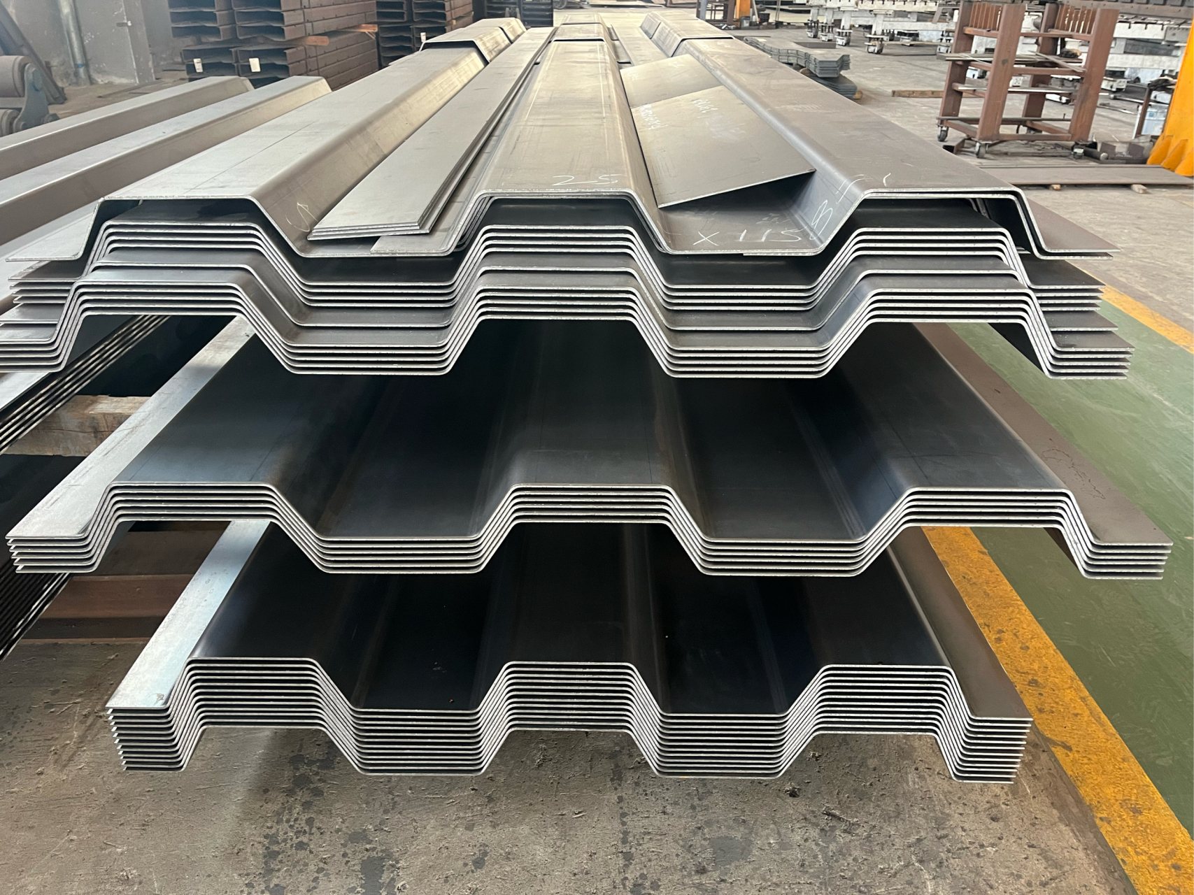 304 stainless steel corrugated board spot direct supply stainless steel corrugated board processing